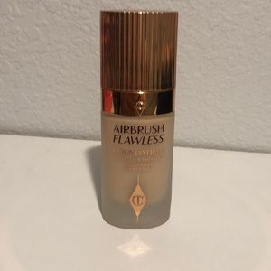 Charlotte Tilbury Airbrush Flawless Foundation